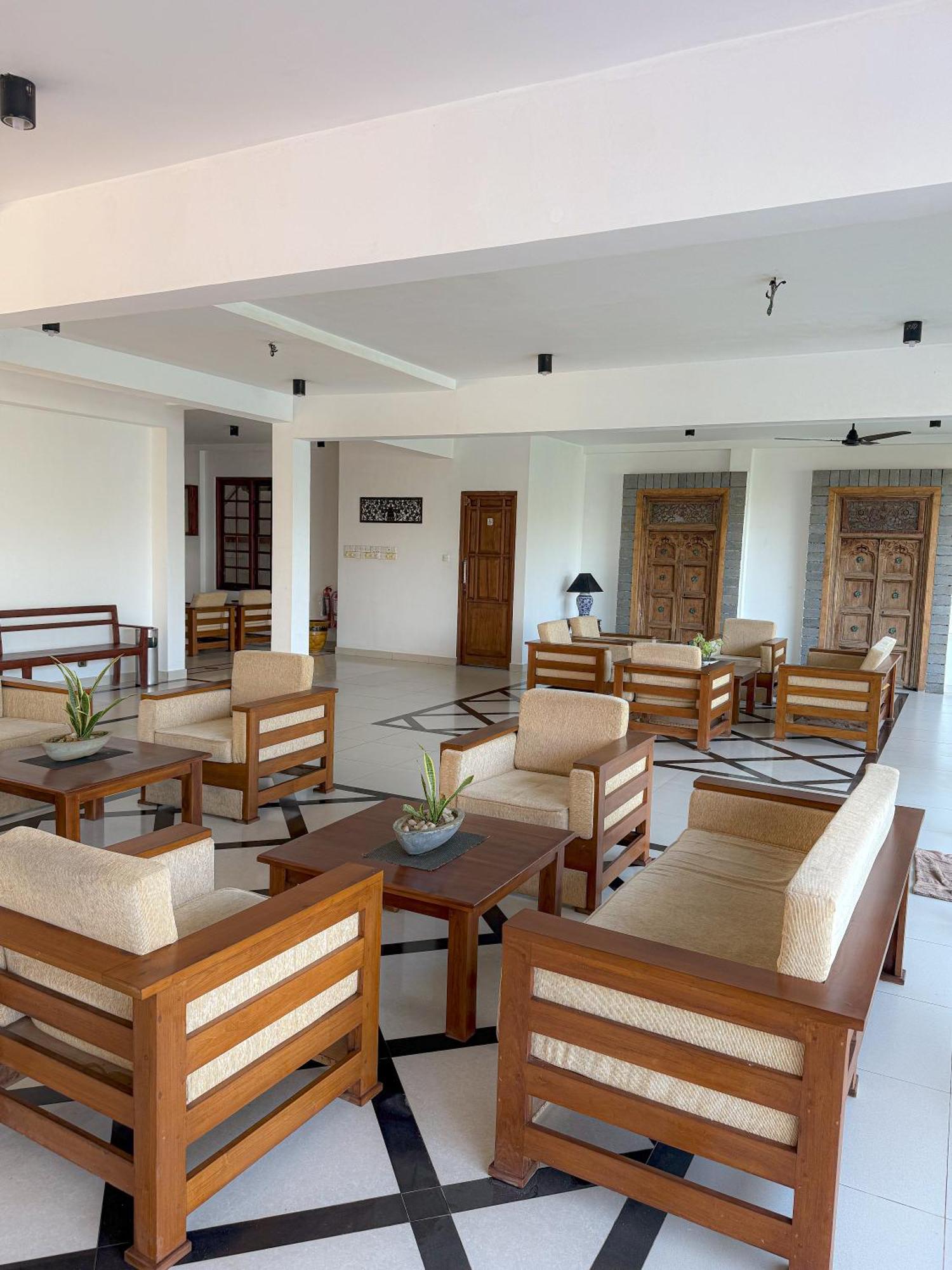 Serendib Beach Hotel Bentota Buitenkant foto