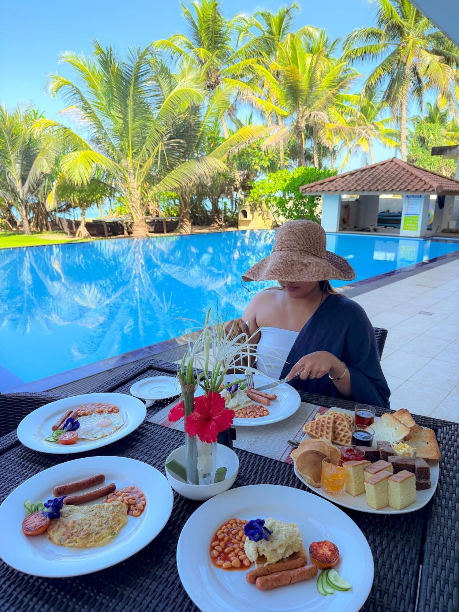 Serendib Beach Hotel Bentota Buitenkant foto